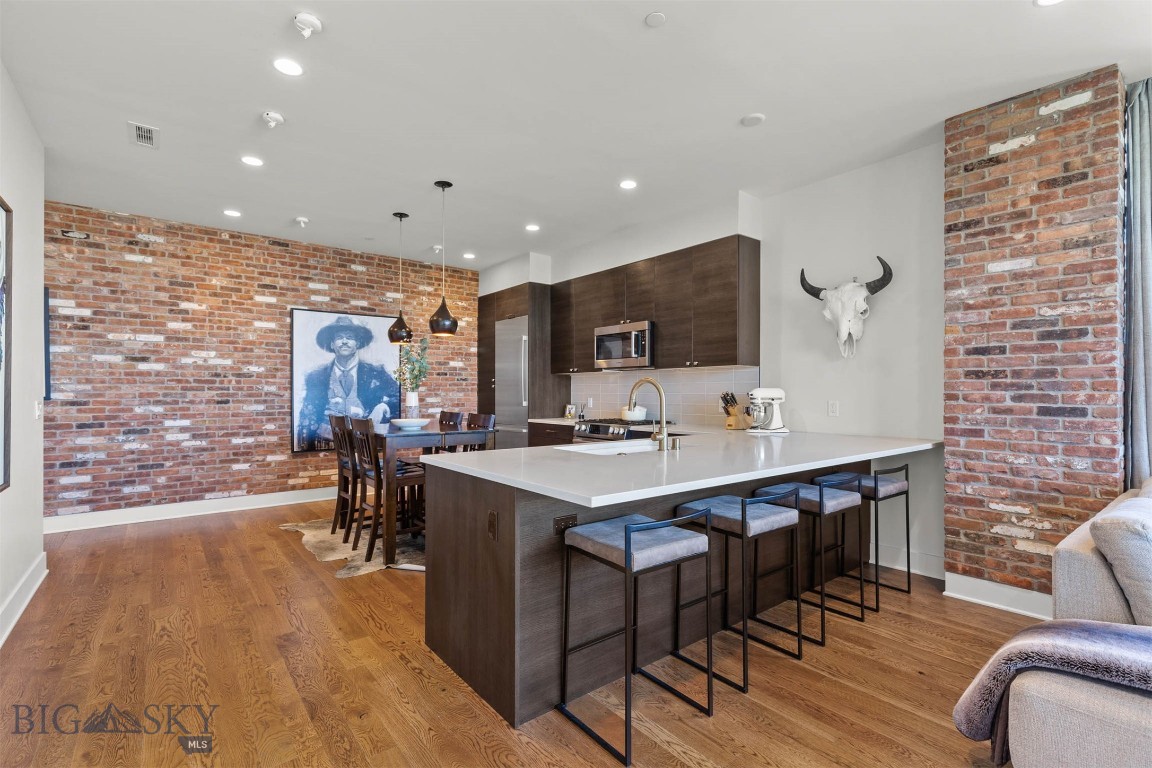 HBP Residential Condo - Residential