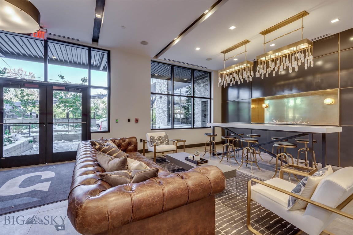 HBP Residential Condo - Residential