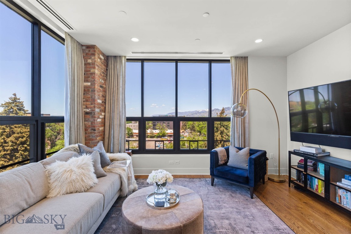HBP Residential Condo - Residential