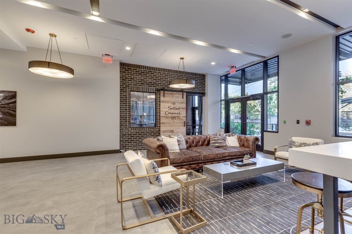 HBP Residential Condo - Residential