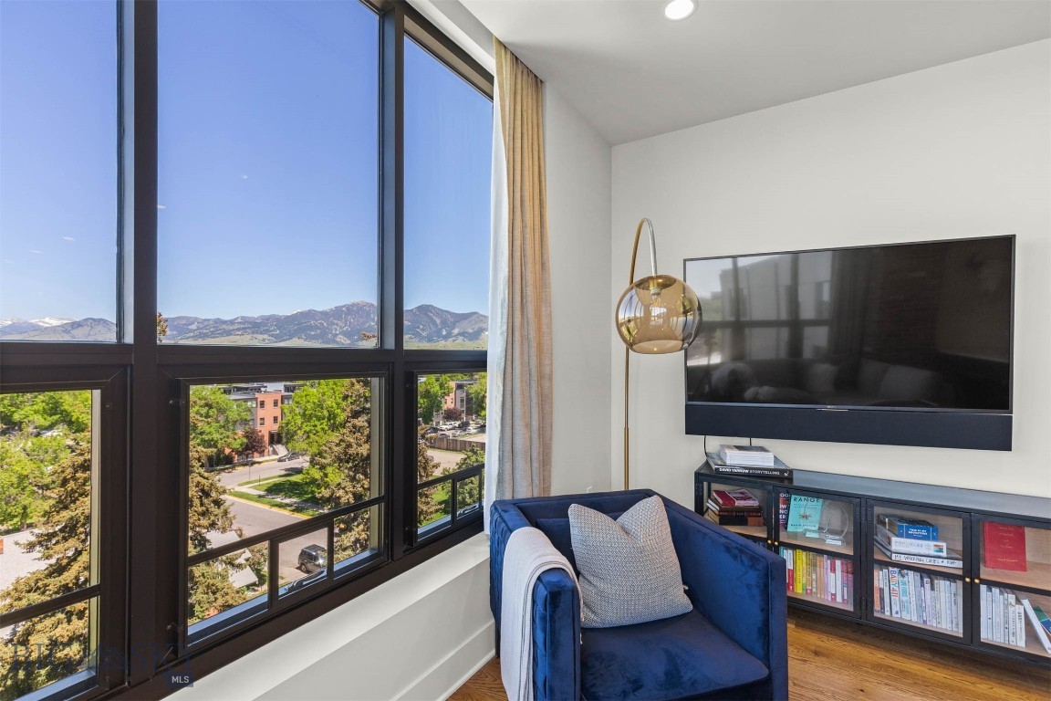 HBP Residential Condo - Residential