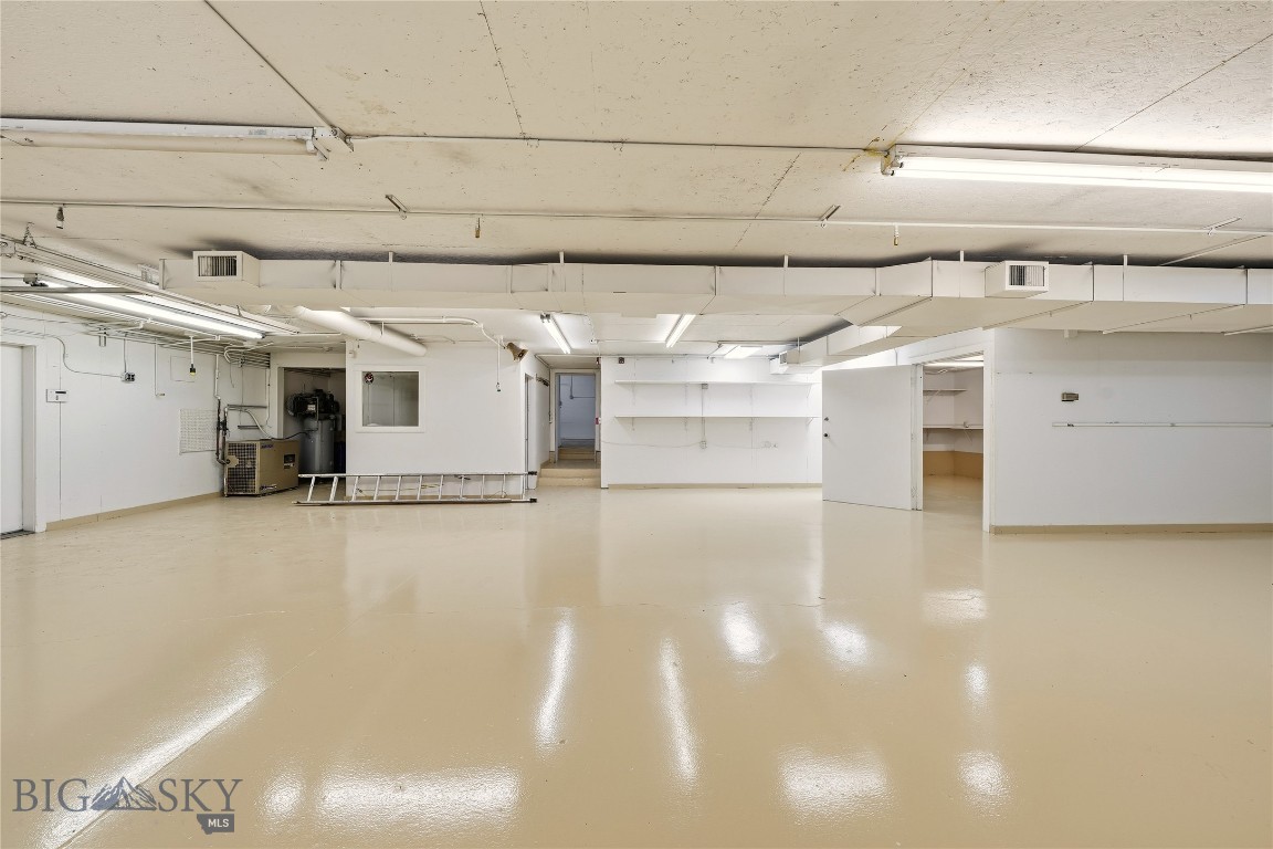 Babcock and Davis Addition - Commercial Lease