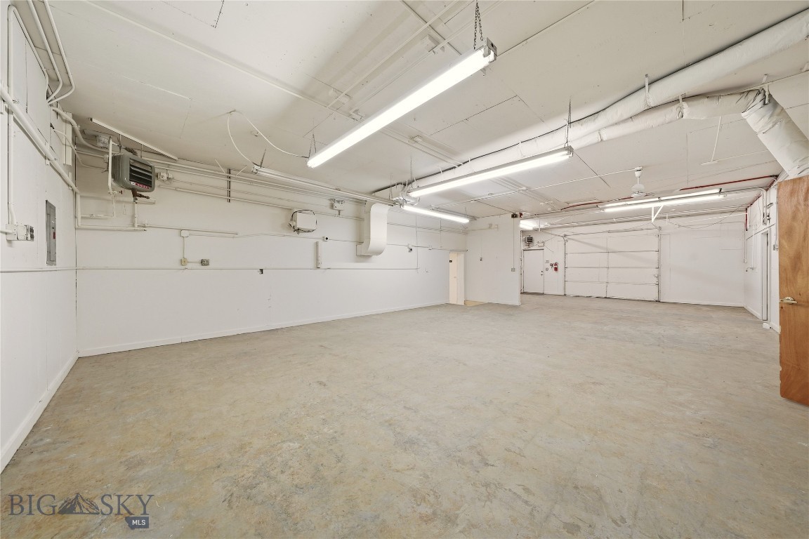 Babcock and Davis Addition - Commercial Lease