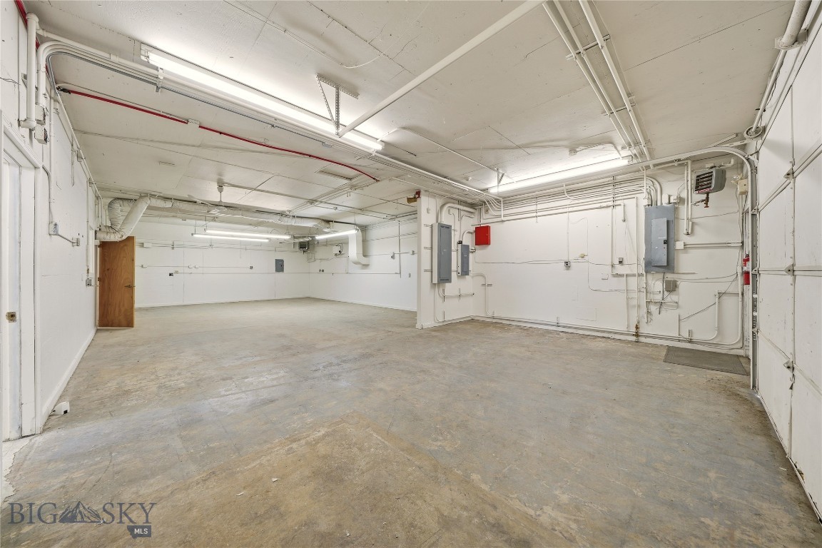 Babcock and Davis Addition - Commercial Lease