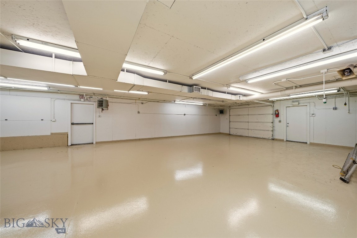 Babcock and Davis Addition - Commercial Lease