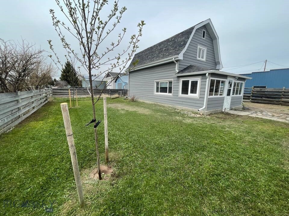 636 E Glendale Street