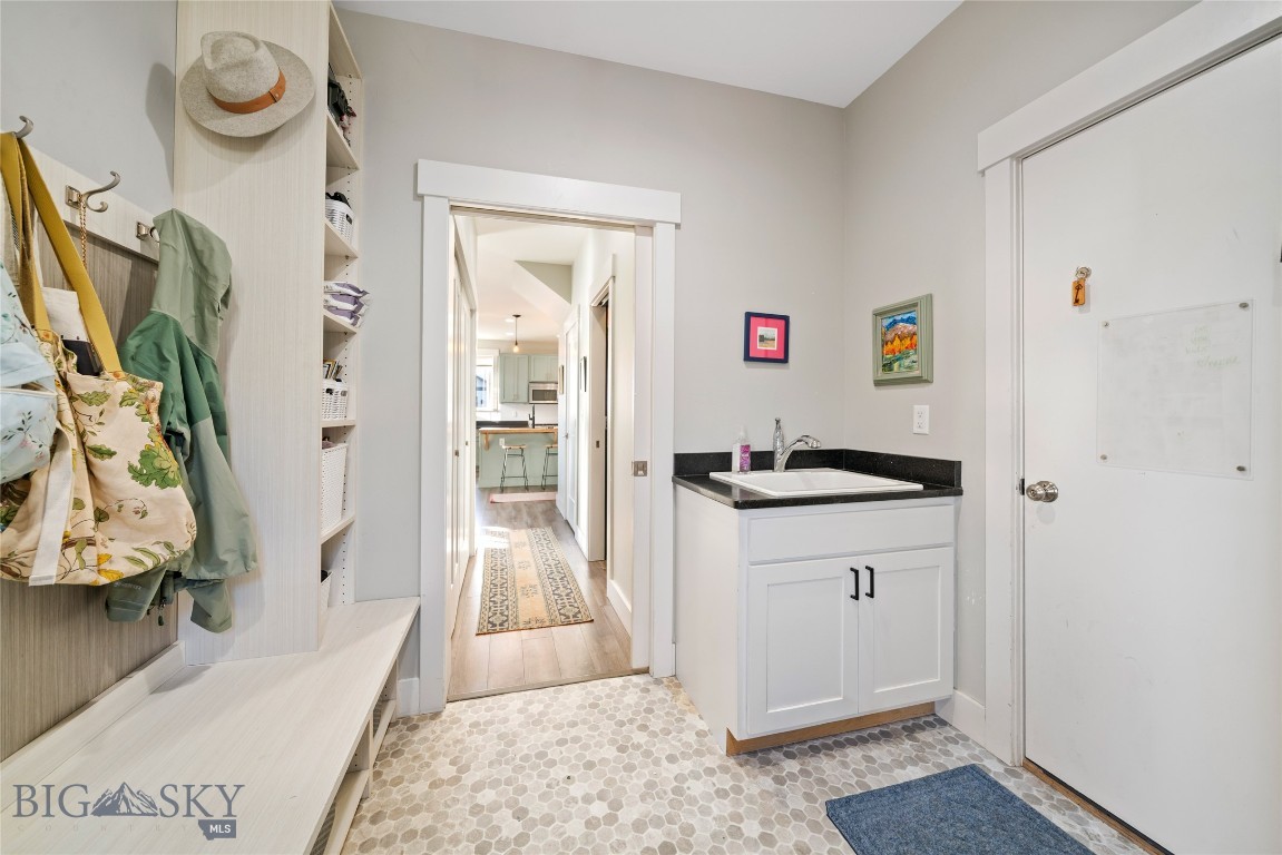 The Lakes at Valley West - Residential