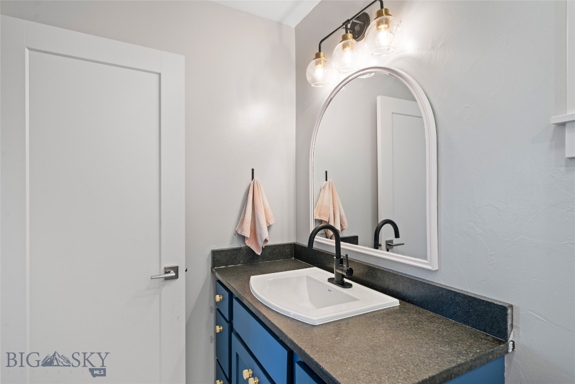 The Lakes at Valley West - Residential