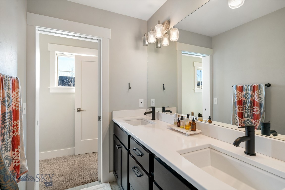 The Lakes at Valley West - Residential