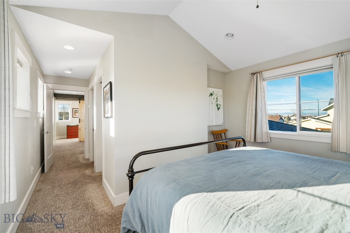 The Lakes at Valley West - Residential