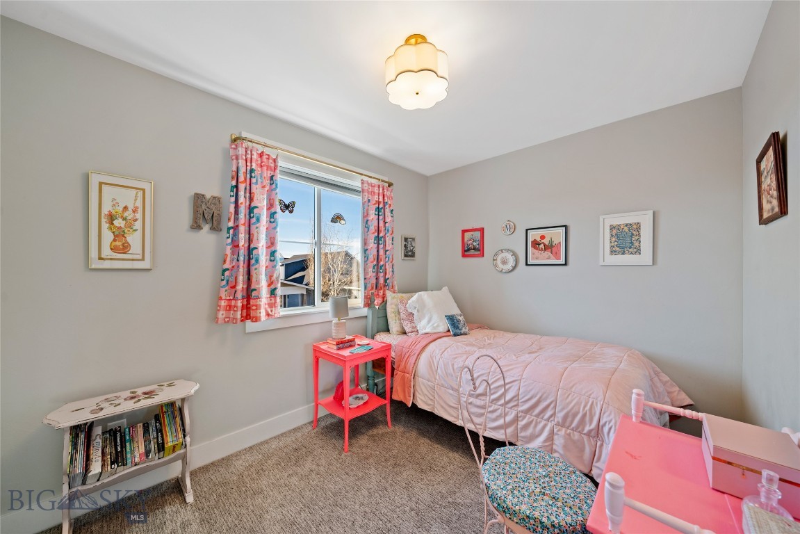 The Lakes at Valley West - Residential