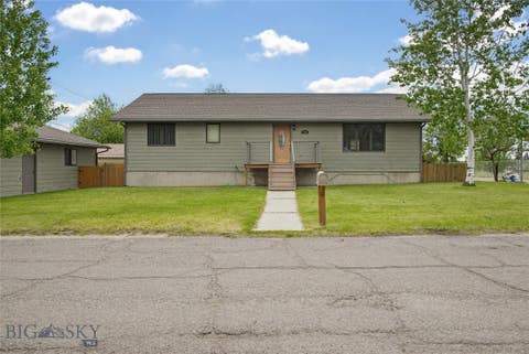 Photo of 3401 Hancock AVE, Butte, MT 59701 (MLS # 411981)