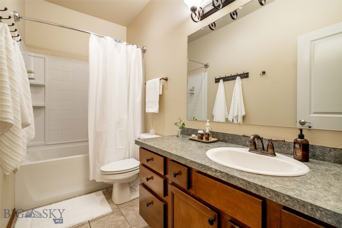 Flanders Creek - Residential