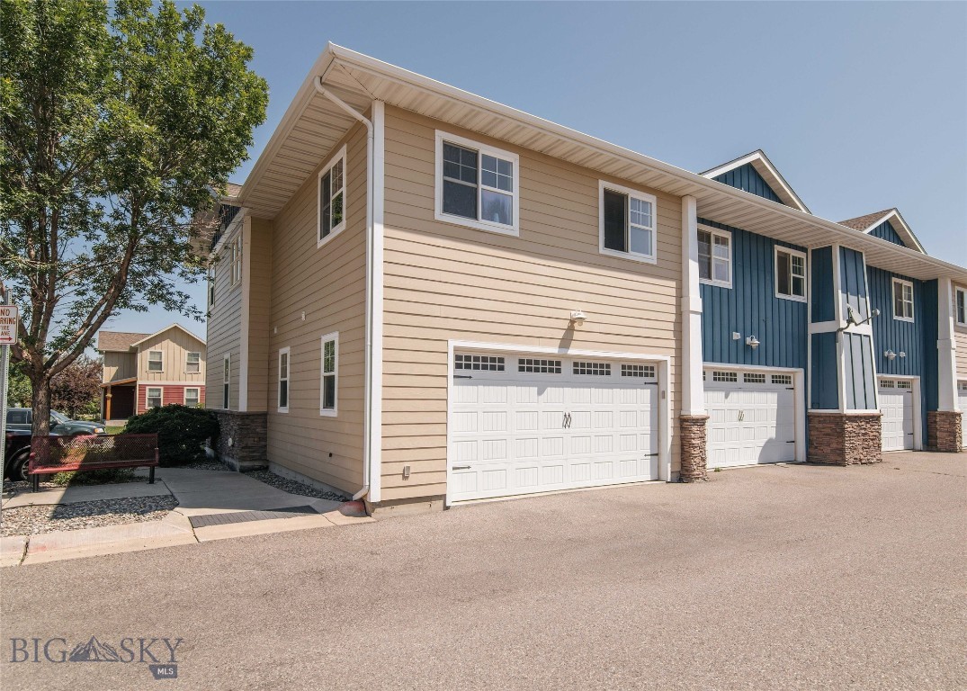 Flanders Creek - Residential