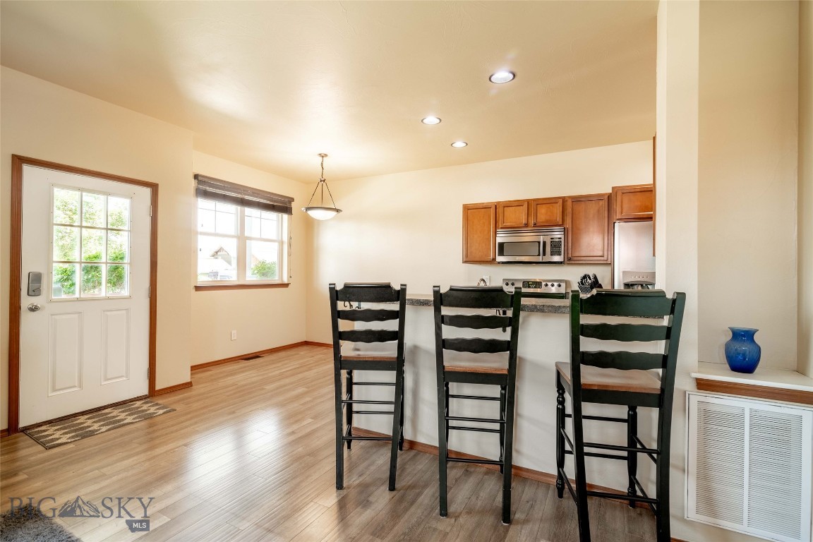 Flanders Creek - Residential