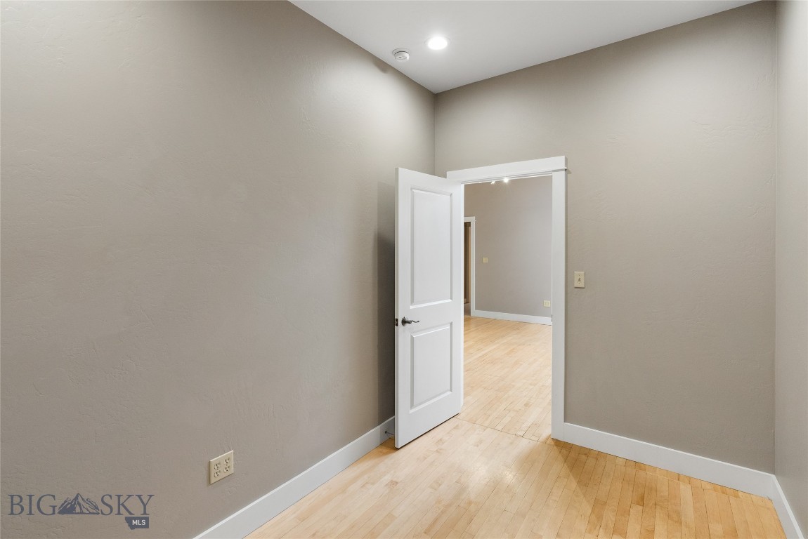 Tracys Additions - Commercial Lease