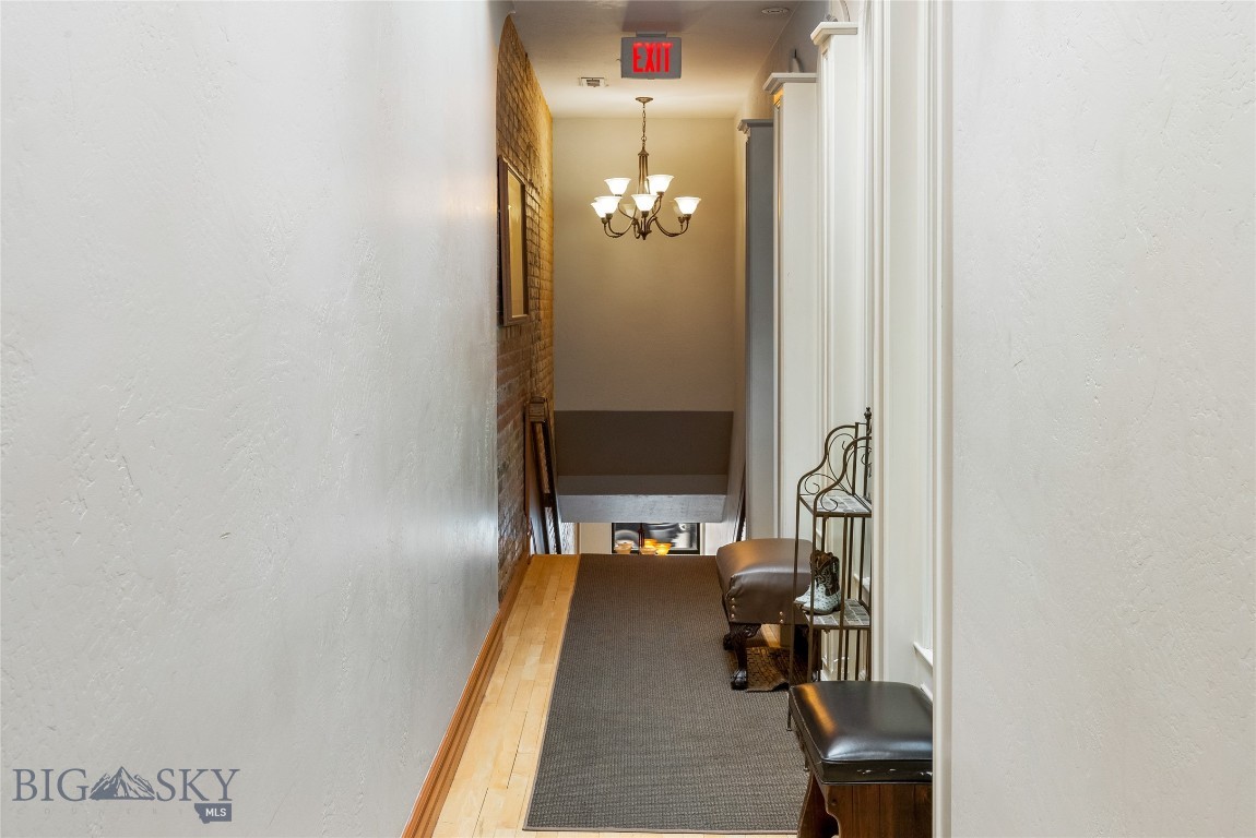 Tracys Additions - Commercial Lease