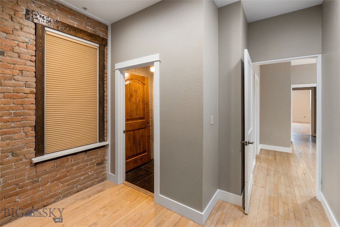 Tracys Additions - Commercial Lease