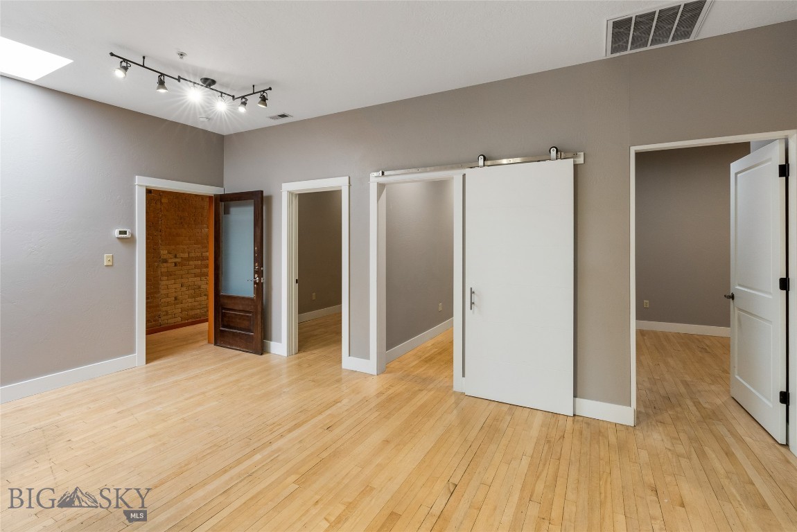 Tracys Additions - Commercial Lease