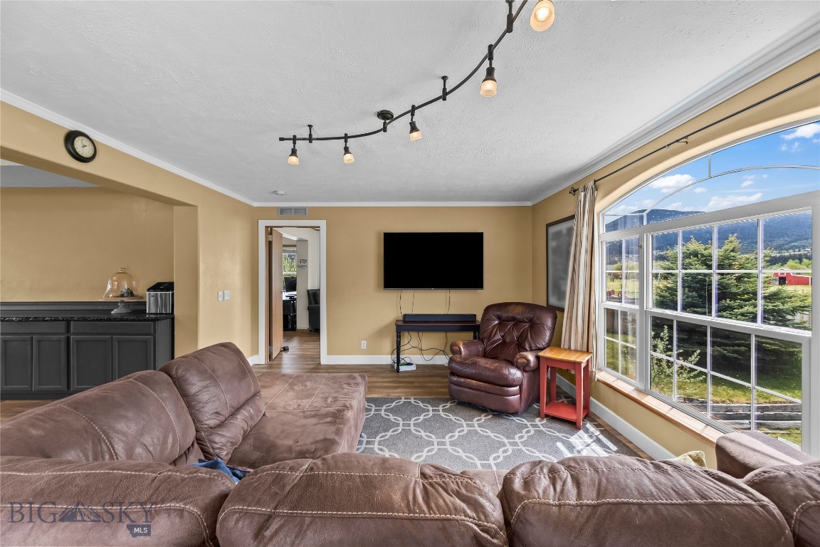 Paradise Acres - Residential