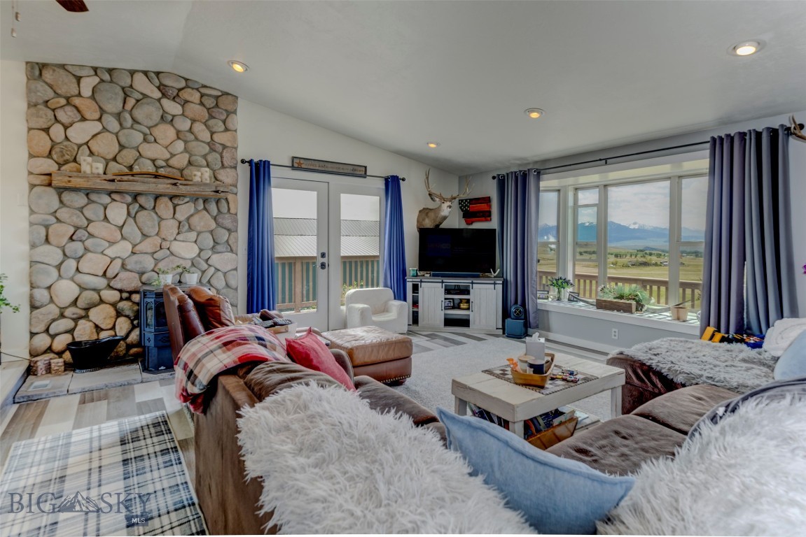 202 Fiddle Creek Road