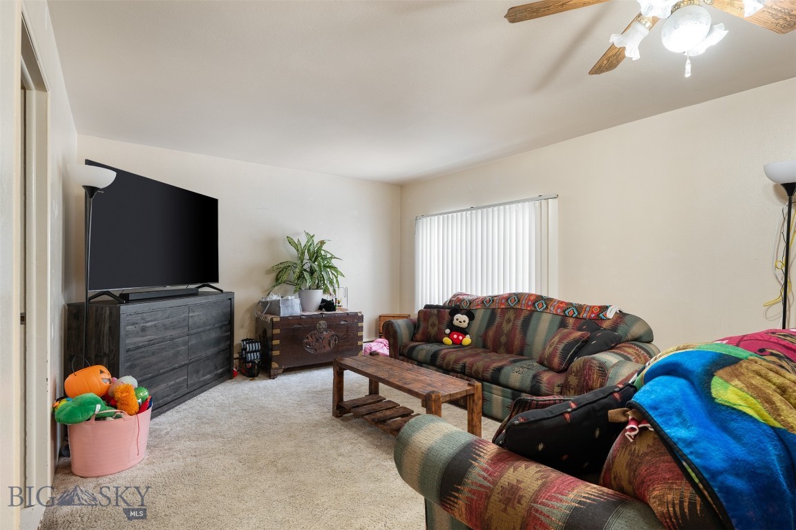 Butte, Montana 59701, United States, 2 Bedrooms Bedrooms, ,1 BathroomBathrooms,Residential,Active,231588