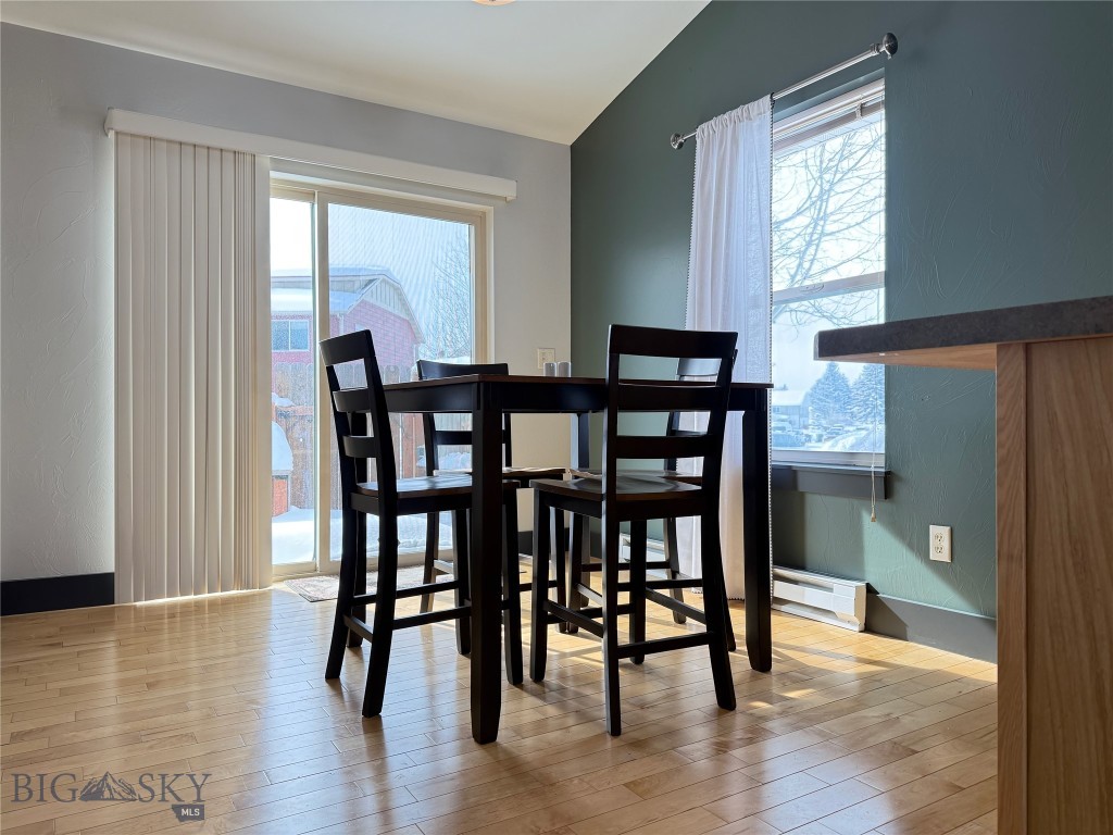 Bozeman, Montana 59718, United States, 2 Bedrooms Bedrooms, ,2 BathroomsBathrooms,Residential,Contingent,77549