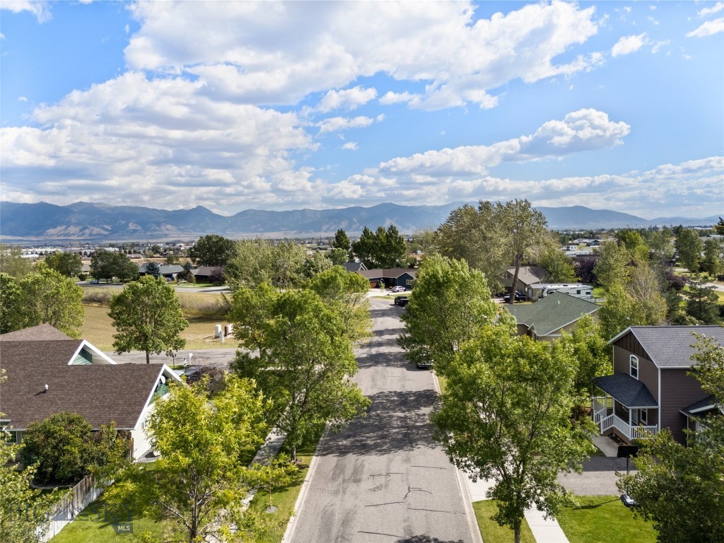 Belgrade, Montana 59714, United States, 3 Bedrooms Bedrooms, ,3 BathroomsBathrooms,Residential,Contingent,42331