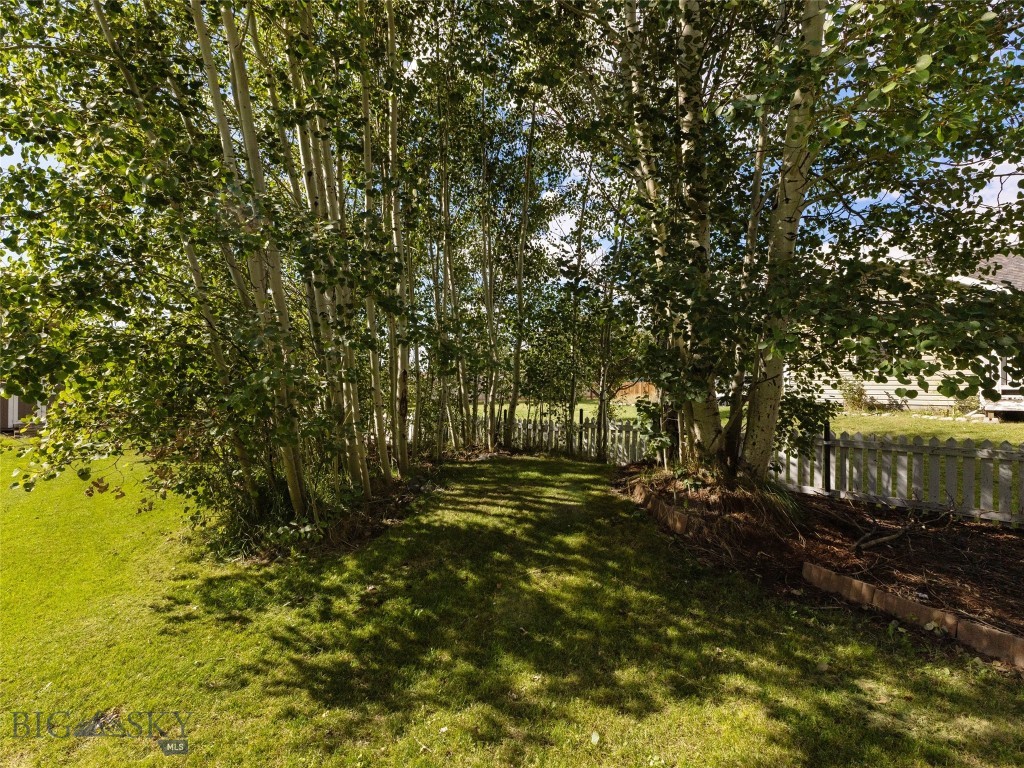 Belgrade, Montana 59714, United States, 3 Bedrooms Bedrooms, ,3 BathroomsBathrooms,Residential,Contingent,42331