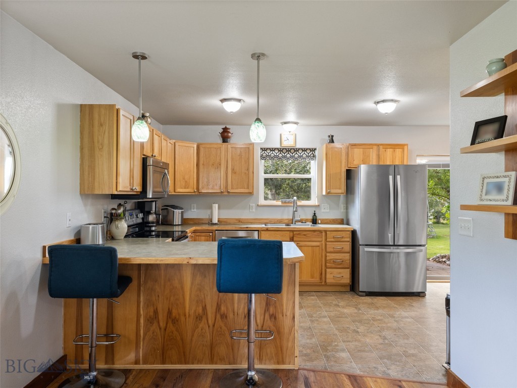 Belgrade, Montana 59714, United States, 3 Bedrooms Bedrooms, ,3 BathroomsBathrooms,Residential,Contingent,42331