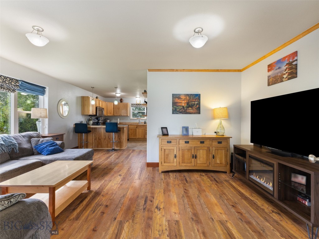 Belgrade, Montana 59714, United States, 3 Bedrooms Bedrooms, ,3 BathroomsBathrooms,Residential,Contingent,42331