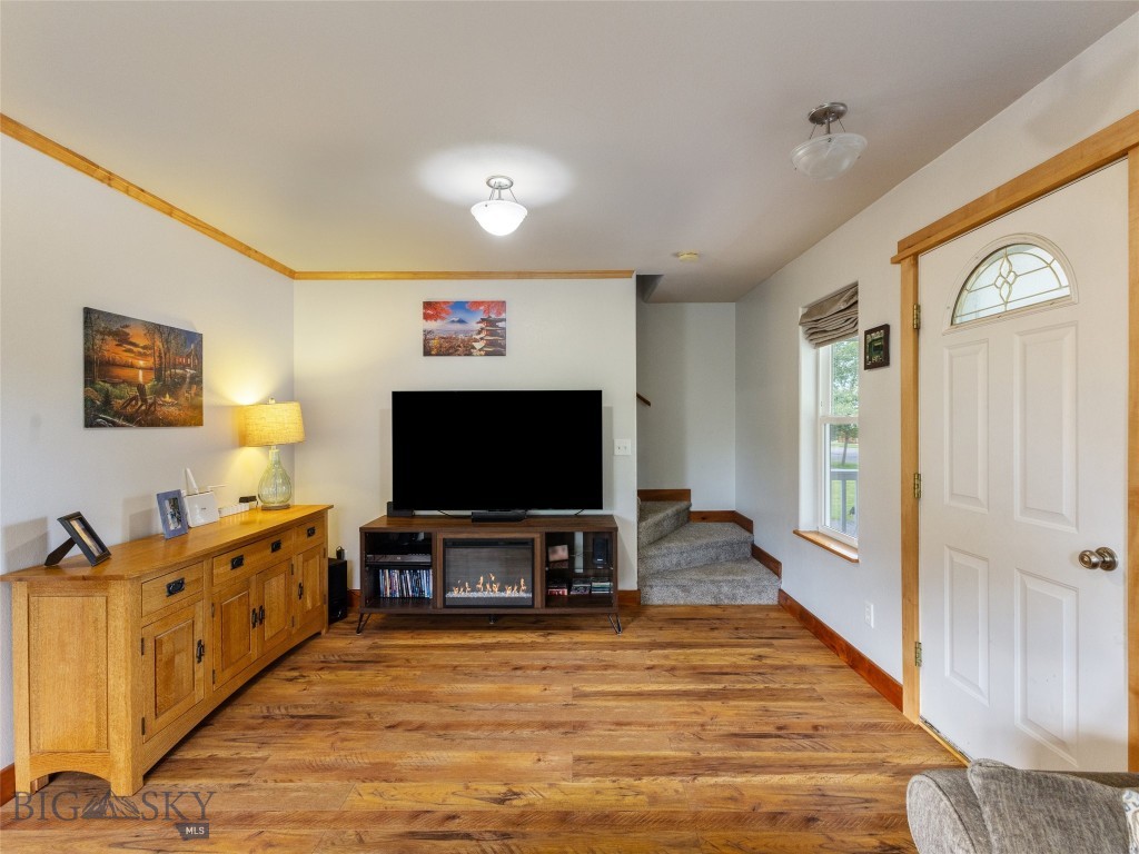 Belgrade, Montana 59714, United States, 3 Bedrooms Bedrooms, ,3 BathroomsBathrooms,Residential,Contingent,42331