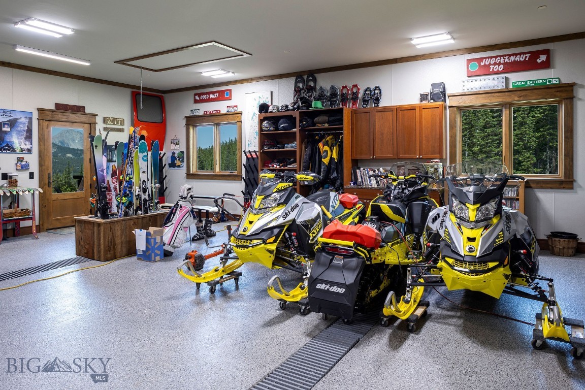 Big Sky, Montana 59716, United States, 5 Bedrooms Bedrooms, ,5 BathroomsBathrooms,Residential,Contingent,45737