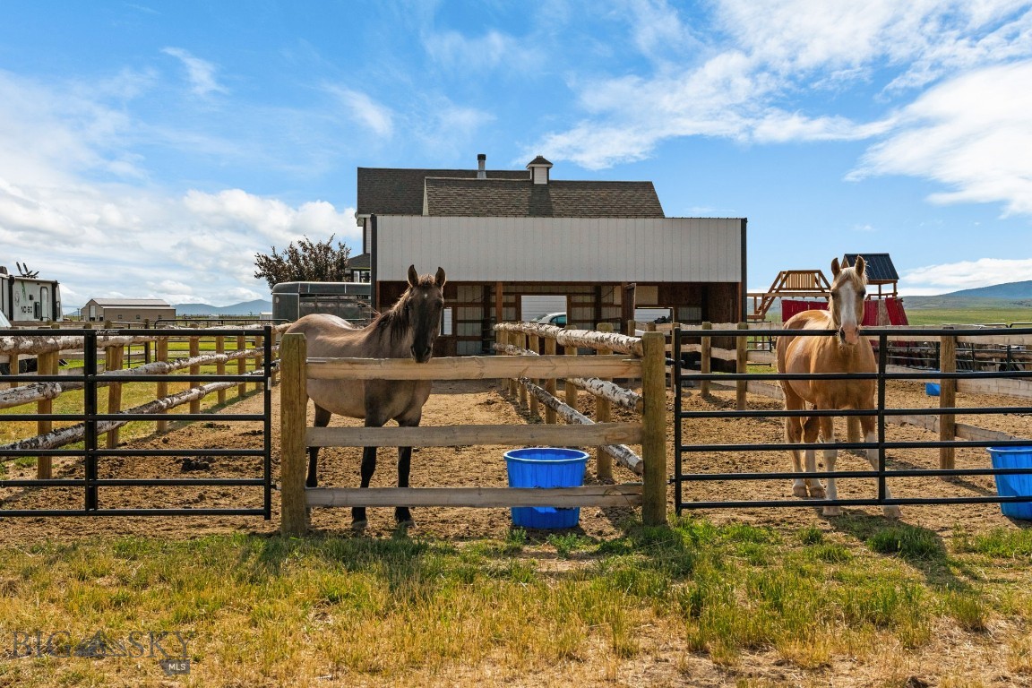 Rolling Glen Ranch - Residential