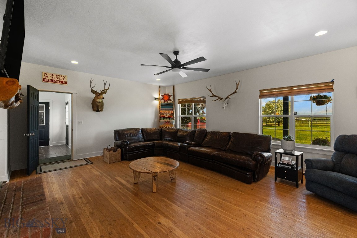 Rolling Glen Ranch - Residential