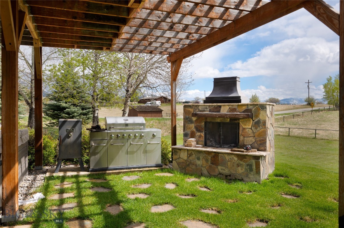 Summer Ridge - Residential