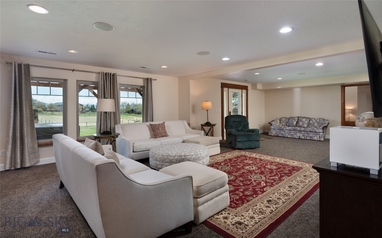 Summer Ridge - Residential