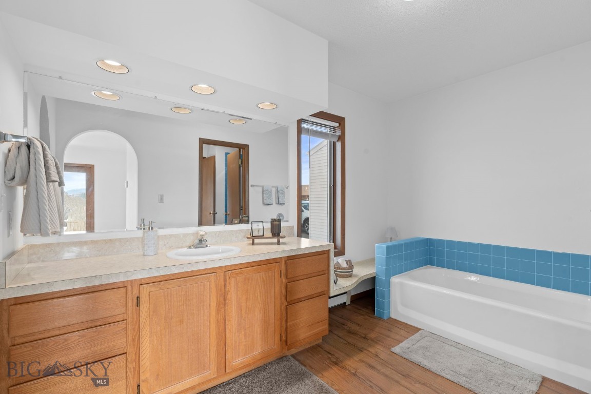 Hyalite Foothills - Residential