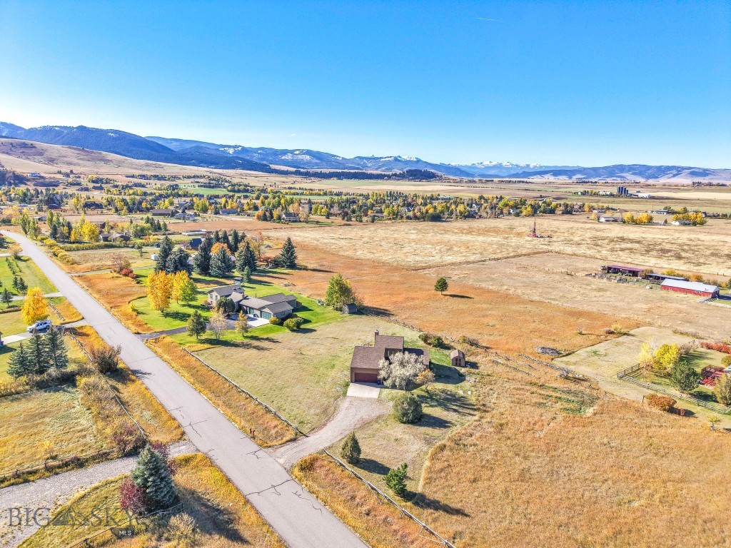 Hyalite Foothills - Residential