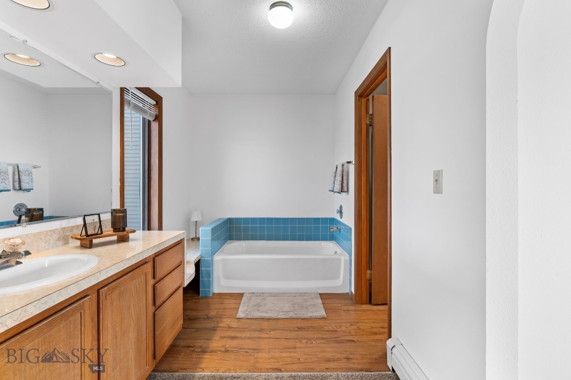 Hyalite Foothills - Residential