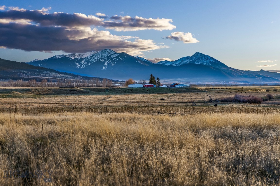 Valley View Acres - Land