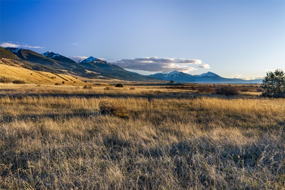 Valley View Acres - Land