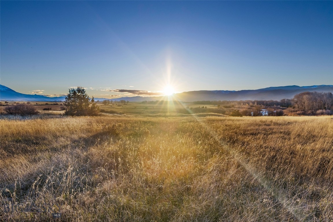 Valley View Acres - Land