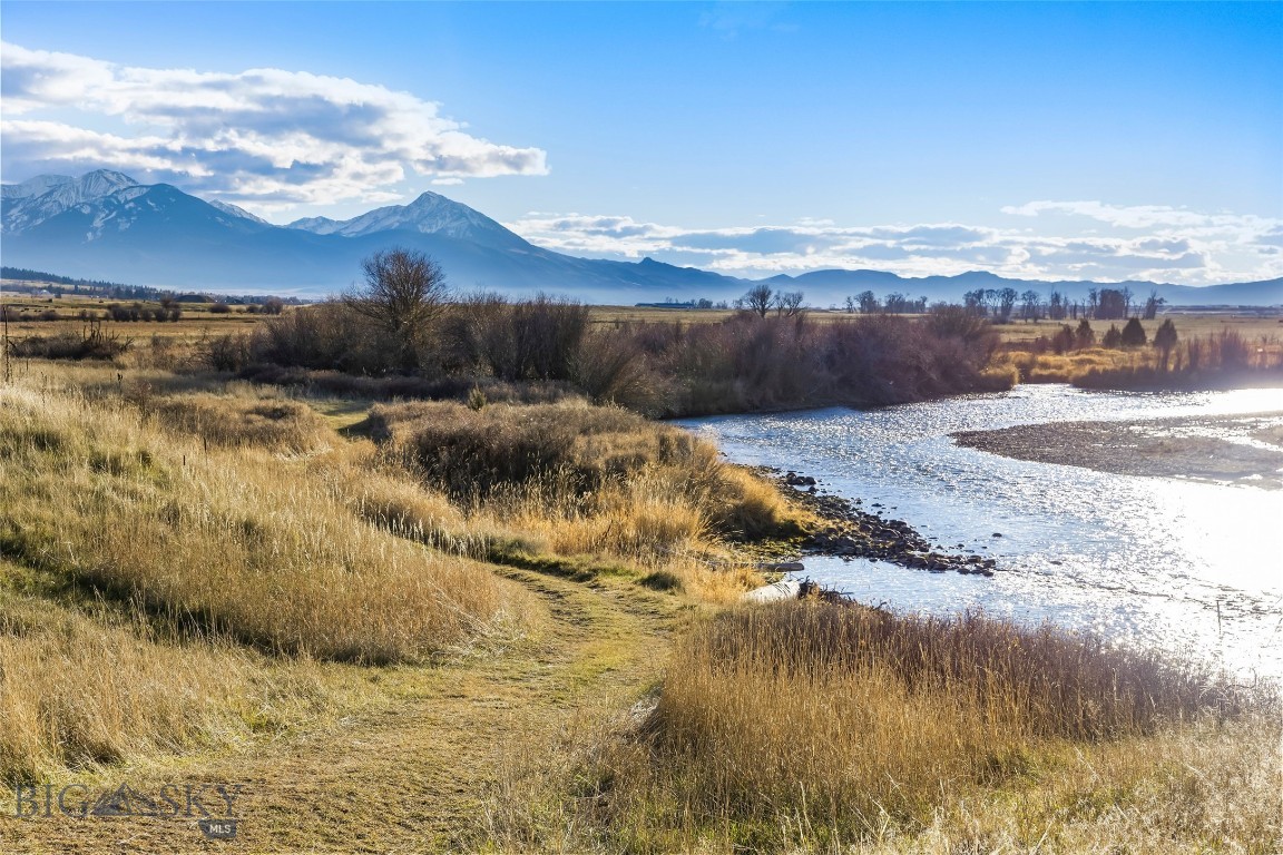 Valley View Acres - Land