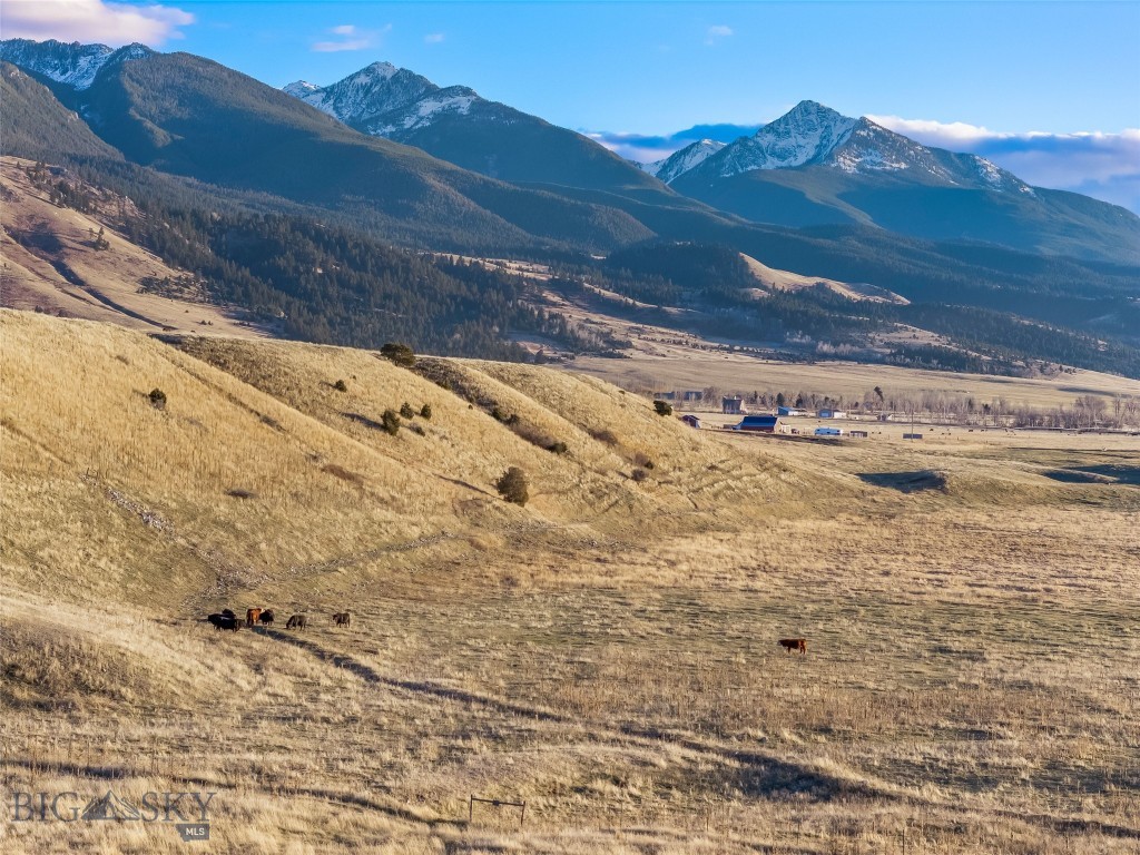 Valley View Acres - Land