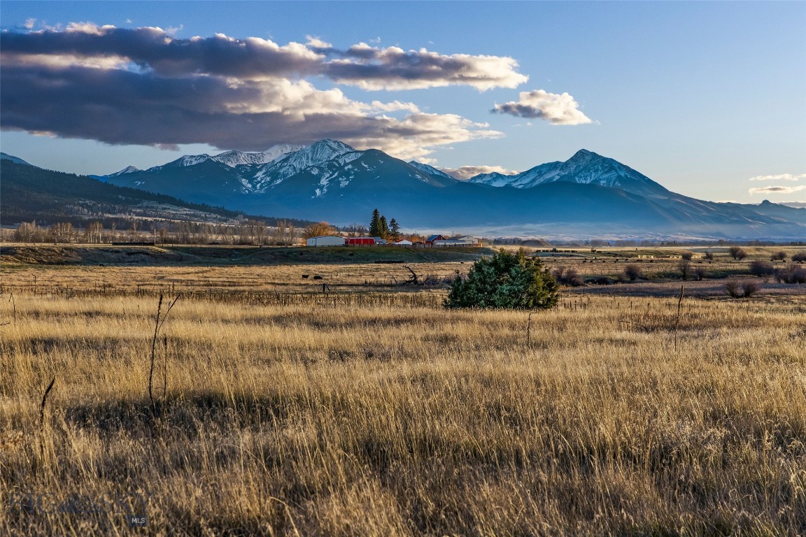 Valley View Acres - Land