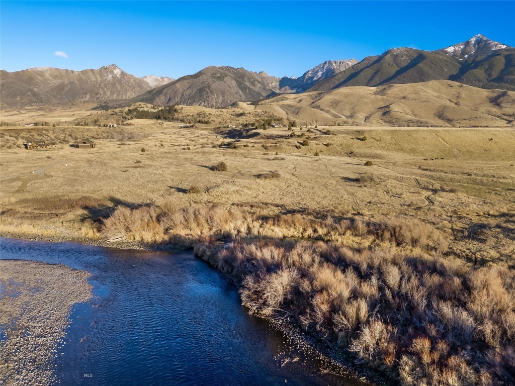 Valley View Acres - Land