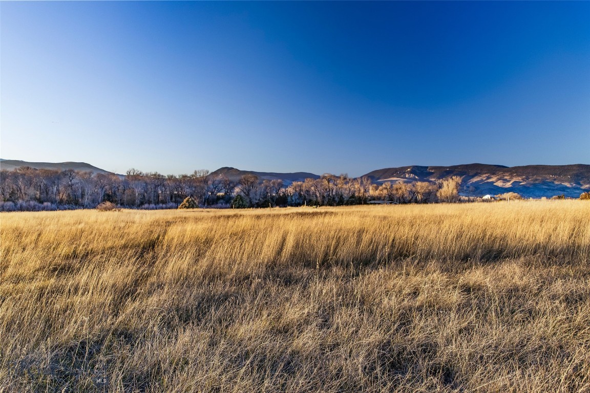 Valley View Acres - Land