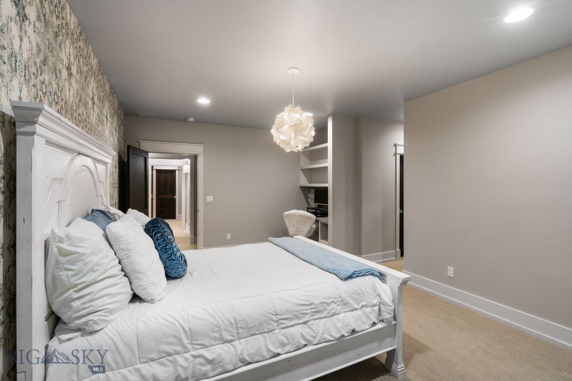 Bozeman, Montana 59715, United States, 5 Bedrooms Bedrooms, ,4 BathroomsBathrooms,Residential,Contingent,53038