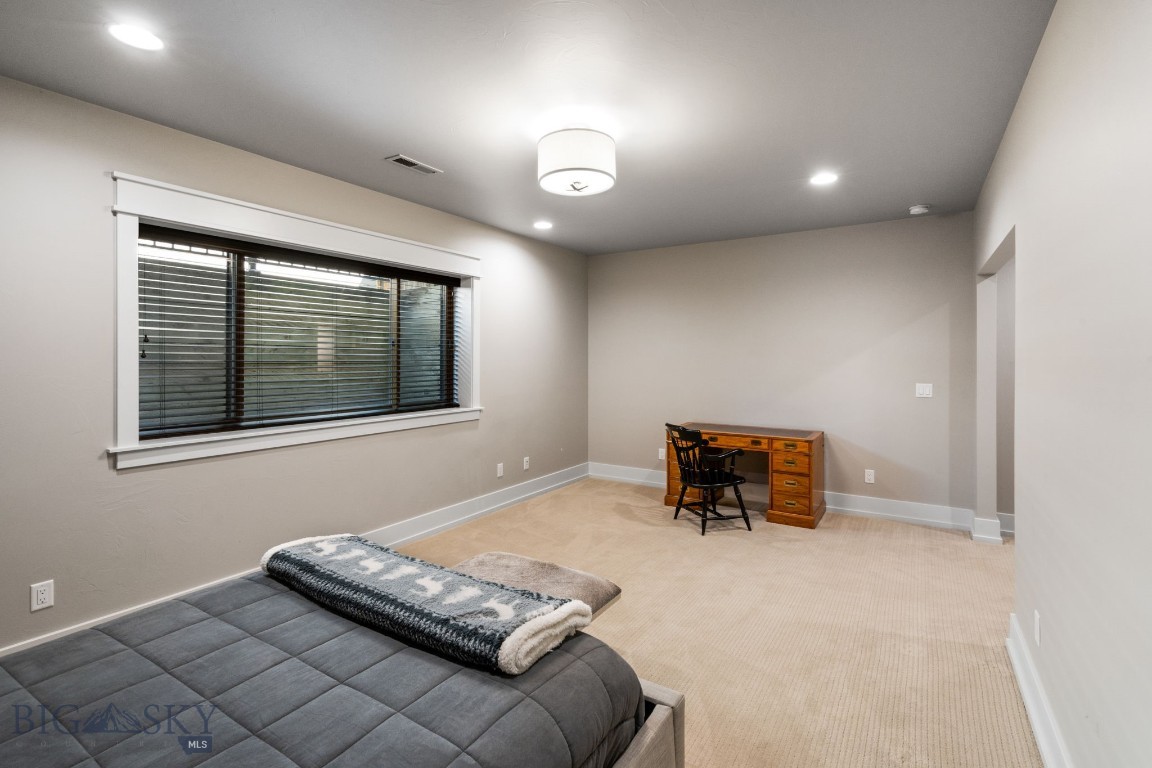 Bozeman, Montana 59715, United States, 5 Bedrooms Bedrooms, ,4 BathroomsBathrooms,Residential,Contingent,53038